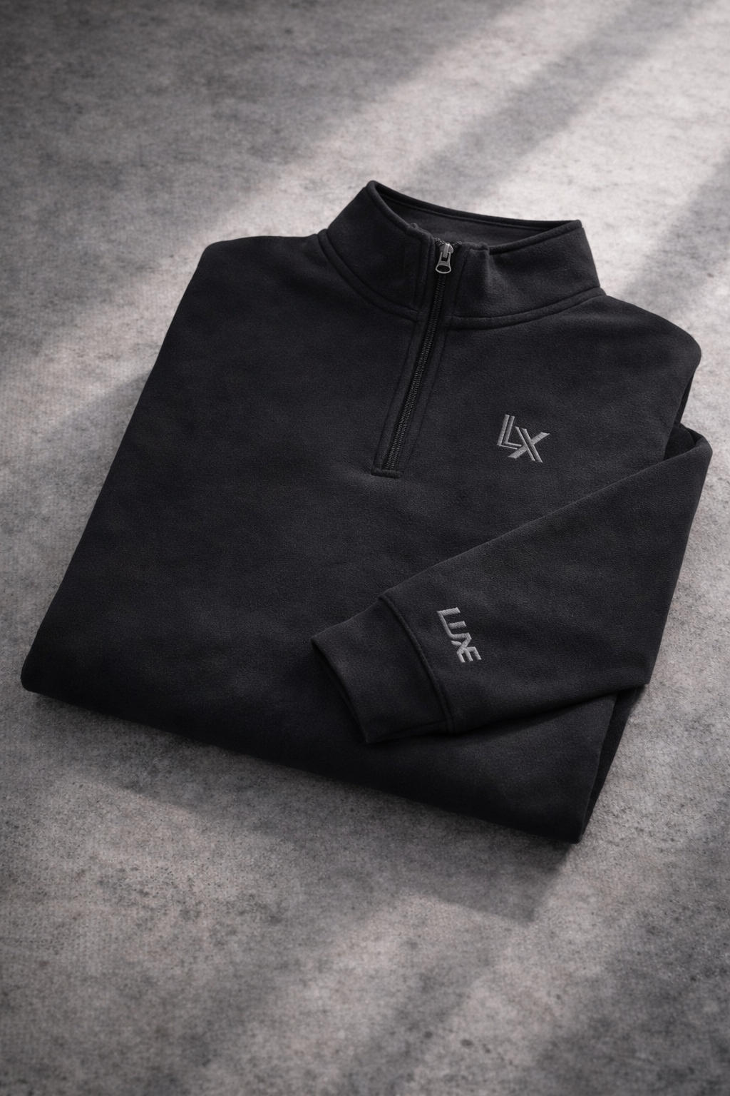 Black Label Icon Quarter Zip